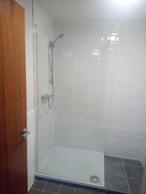 Lovely 2 Bedroom Condo In Exclusive Development. دبلن المظهر الخارجي الصورة